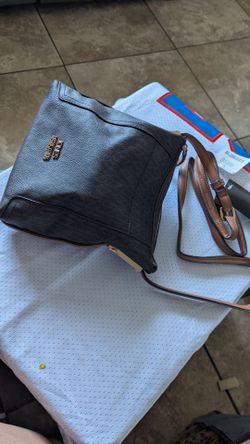 New Purse located in Mesa Main Street and Gilbert Rd $13