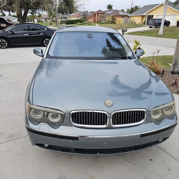 2004 BMW 745Li