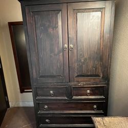 Armoire Cabinet