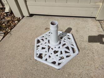 Heavy-Duty Decorative Metal Patio Umbrella Stand/Base – Freshly Painted White – 2" Opening