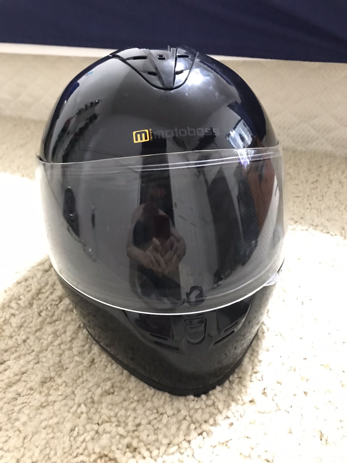 Motorcycle helmet