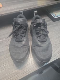 Women Nikes shoes
