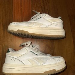 Reebok Retro White/Green Sneakers Womens 7