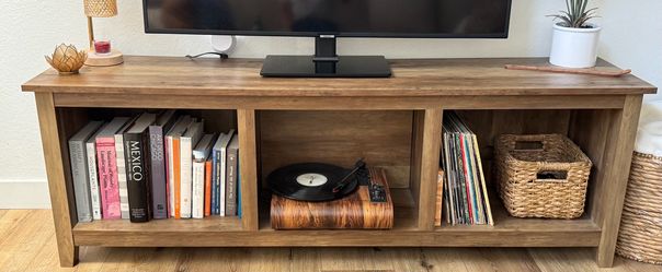 Tv console