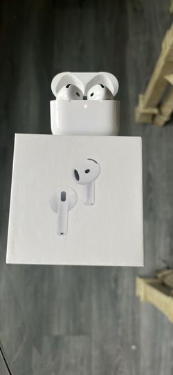 AirPods 4 with ANC – Complete Original Box – Excellent Condition