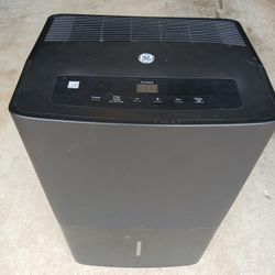 GE Dehumidifier, NEVER USED, 45 Pint