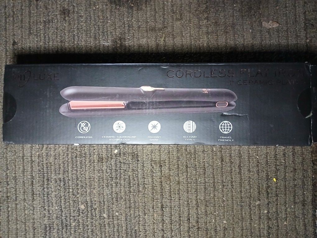 Ion Lux Cordless Flat Iron