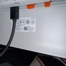 Dell 27" 4K UltraSharp U2723QE - USB-C Hub - Moving Sale