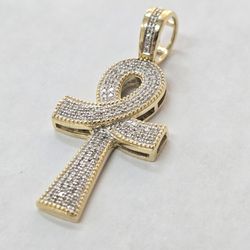 10kt Gold And Diamond Ankh Charm With Certificate 