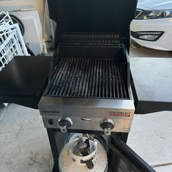 BBQ Charbroil 2 Burner With Infrared Grate