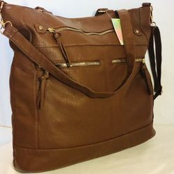UNDER ONE SKY / CARMEL BROWN TOTE 