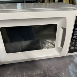 Countertop Microwave Oven