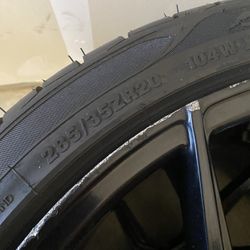 2 american tires size 285/35/20 used 