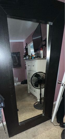 Long mirror