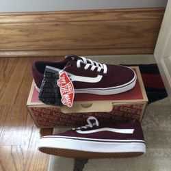 Womens Vans Size 9
