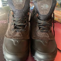 The North Face Snowfuse Snow Boot 2025 - Men's Size 10.5 Like New  Pick Up In Orting