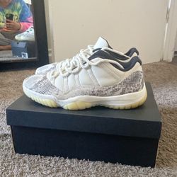 Air Jordan 11