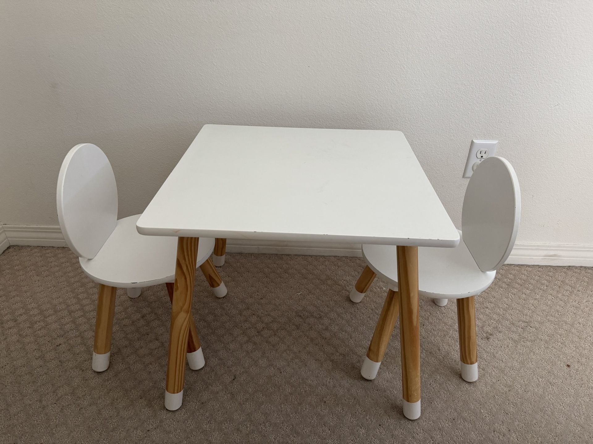 Kids Table