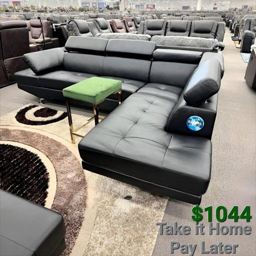 ANTARES BLACK MODERN SECTIONAL