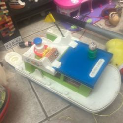Fisher Price vintage boat comes with seller 1972 