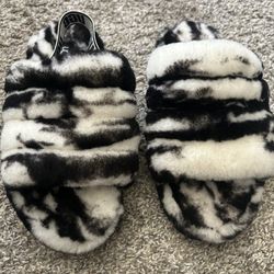 Ugg Fluff Yeah Slides