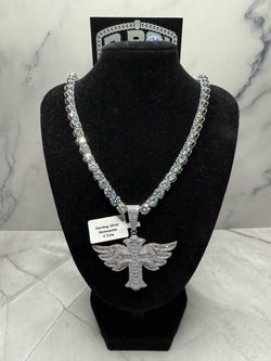 VVS D MOISSANITE CROSS WITH WINGS + TENNIS CHAIN SET