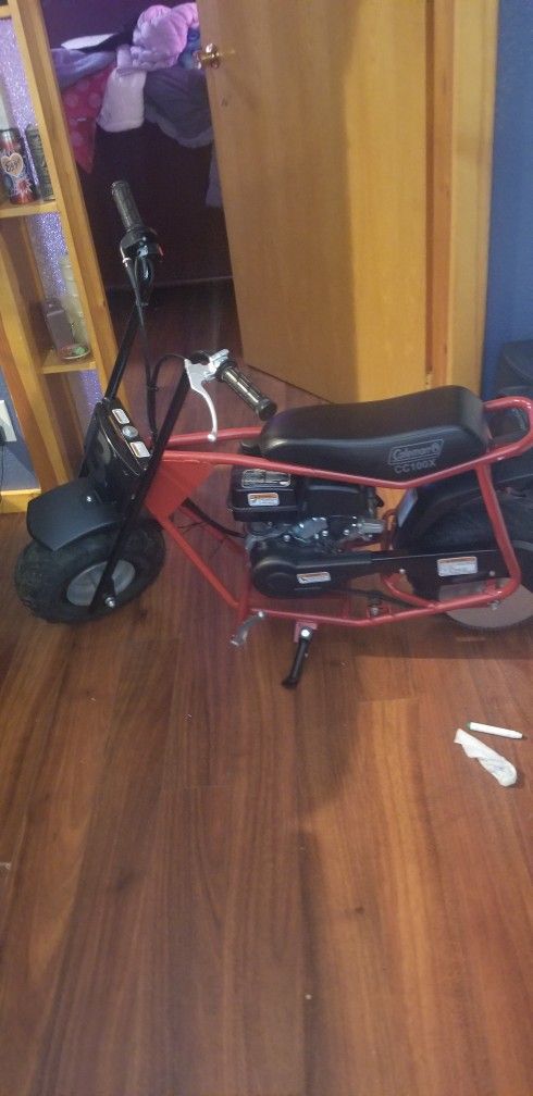 Photo Coleman Gas Mini Motorcycle Cc100x