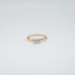 4 Prong Solitaire Engagement Ring