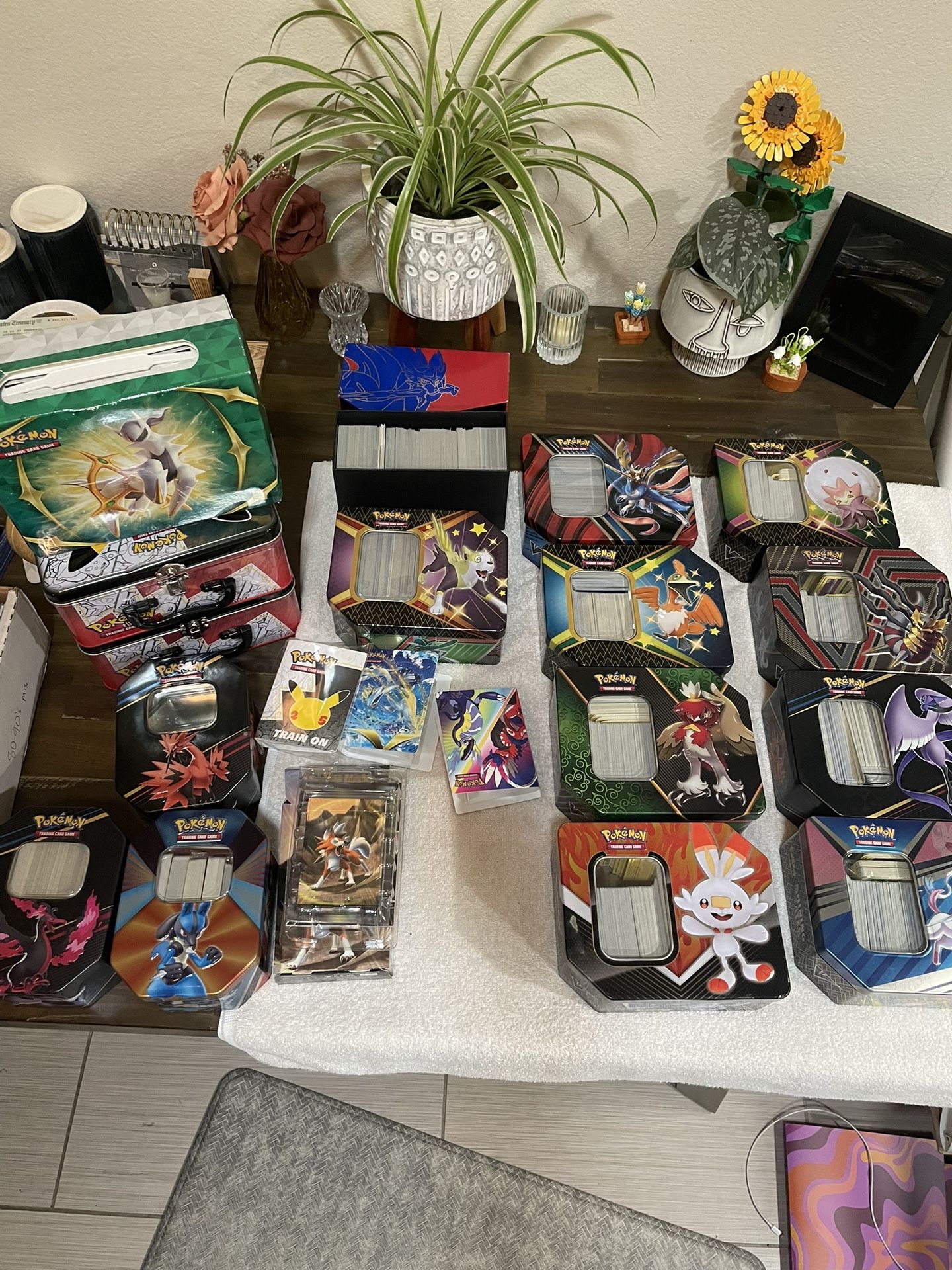 POKÉMON CARD COLLECTION