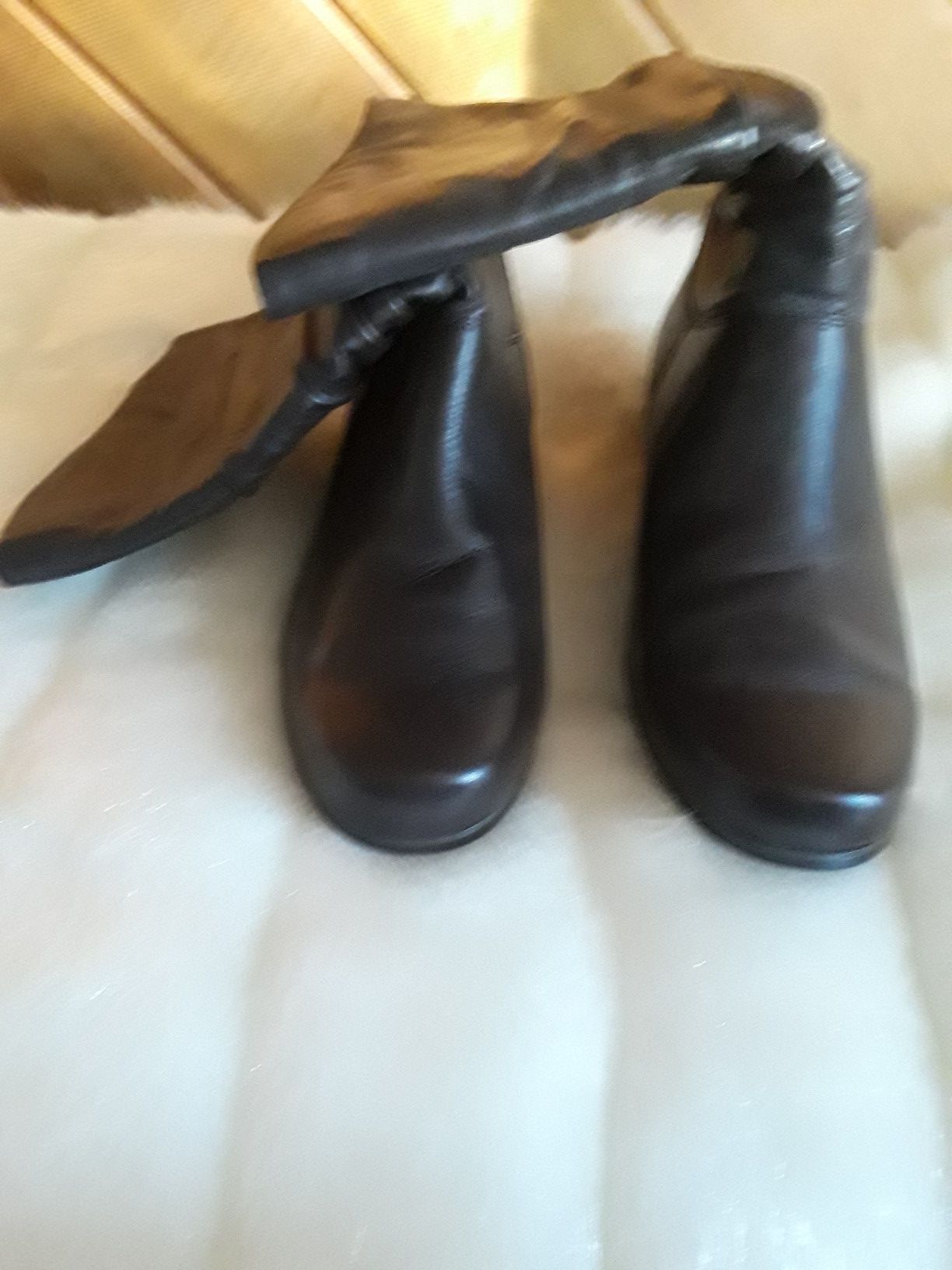 St. John's Bay dark brown boots size 9m