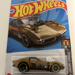 Hot Wheels ‘68 Corvette Gas Monkey Garage