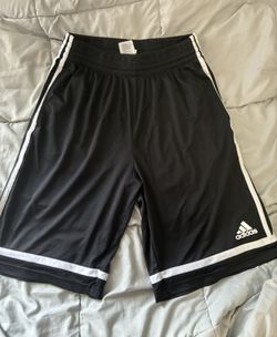 Adidas Men's Shorts Size Large