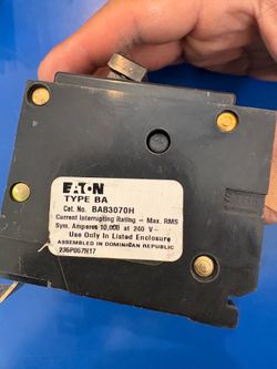 Eaton 3pole bolt on breakers