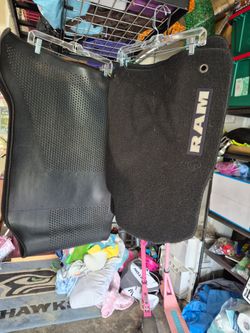 2016-2020 Dodge ram floor liners clotb