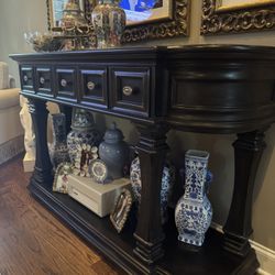 Stunning Piece