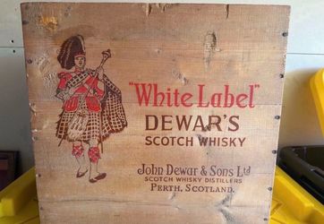 Vintage Prohibition Era Dewars White Label Scotch Whisky 15.25" Wood Wooden Box Case Crate