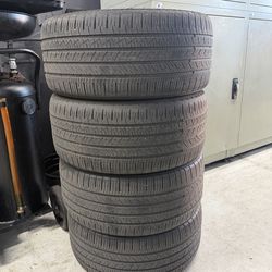 Goodyear asymmetric Eagle F1 265/35R20