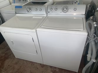Maytag top load washer and electric dryer set working perfectly