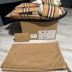 Burberry Sandals Size 12.5