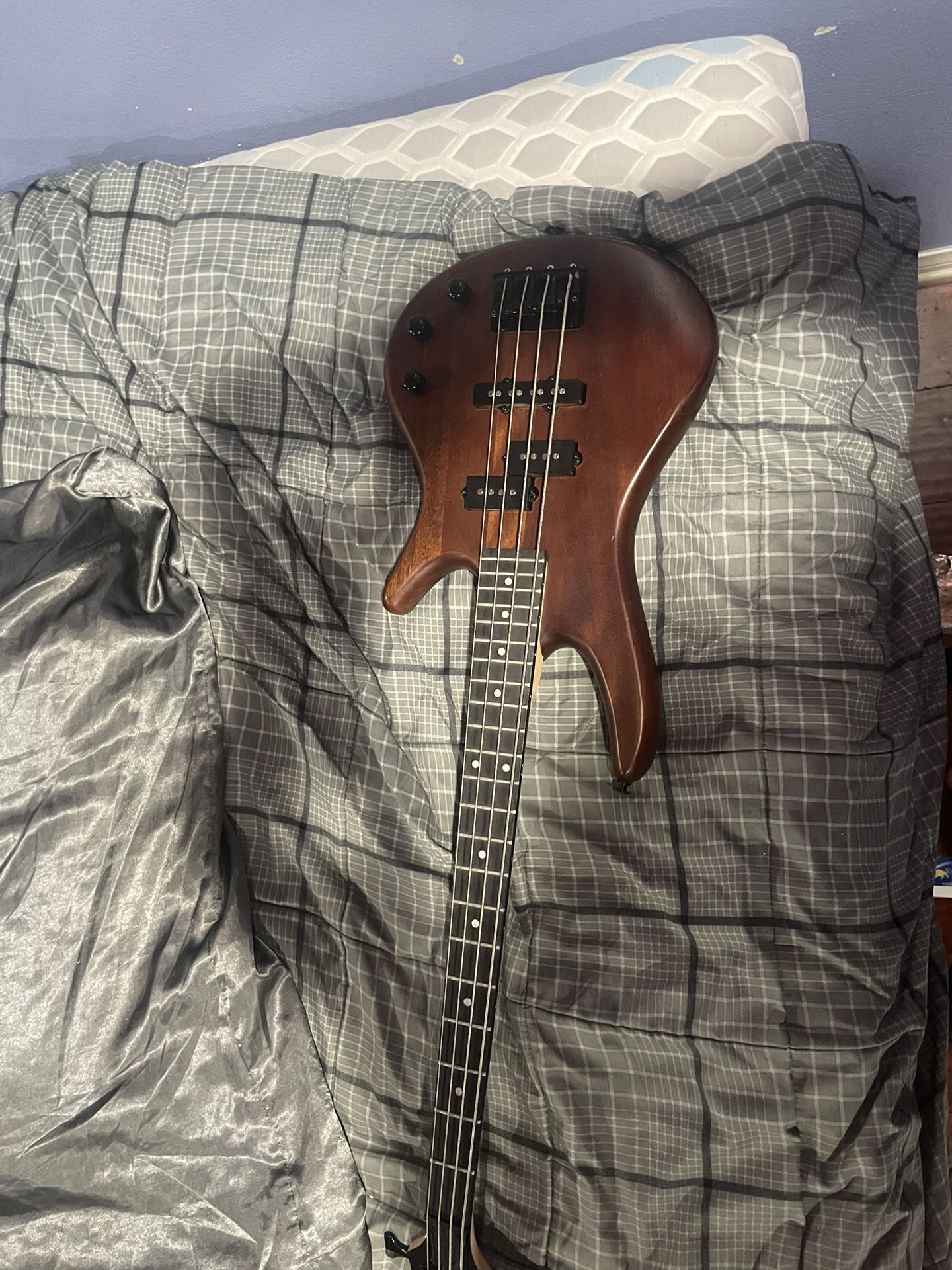 Ibanez Bass Brand New