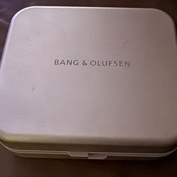 Bang & Olufsen H95