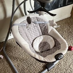 Graco Swing For Babies Upto 2 Years -30$