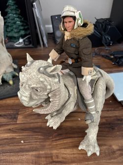 1997 Kenner Star Wars 12" Han Solo and Tauntaun