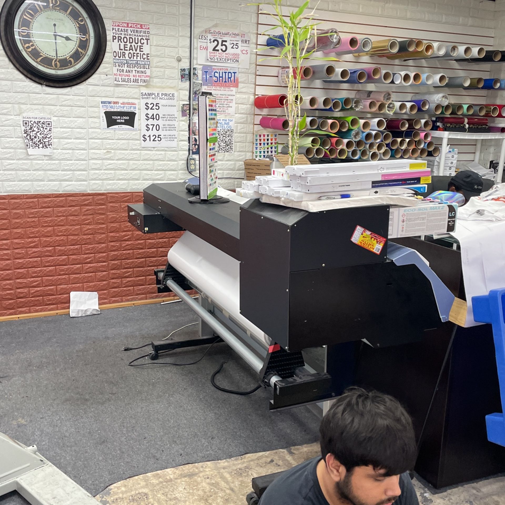 Roland Vs 540i Versacamm Printer And Cutter for Sale in Houston, TX