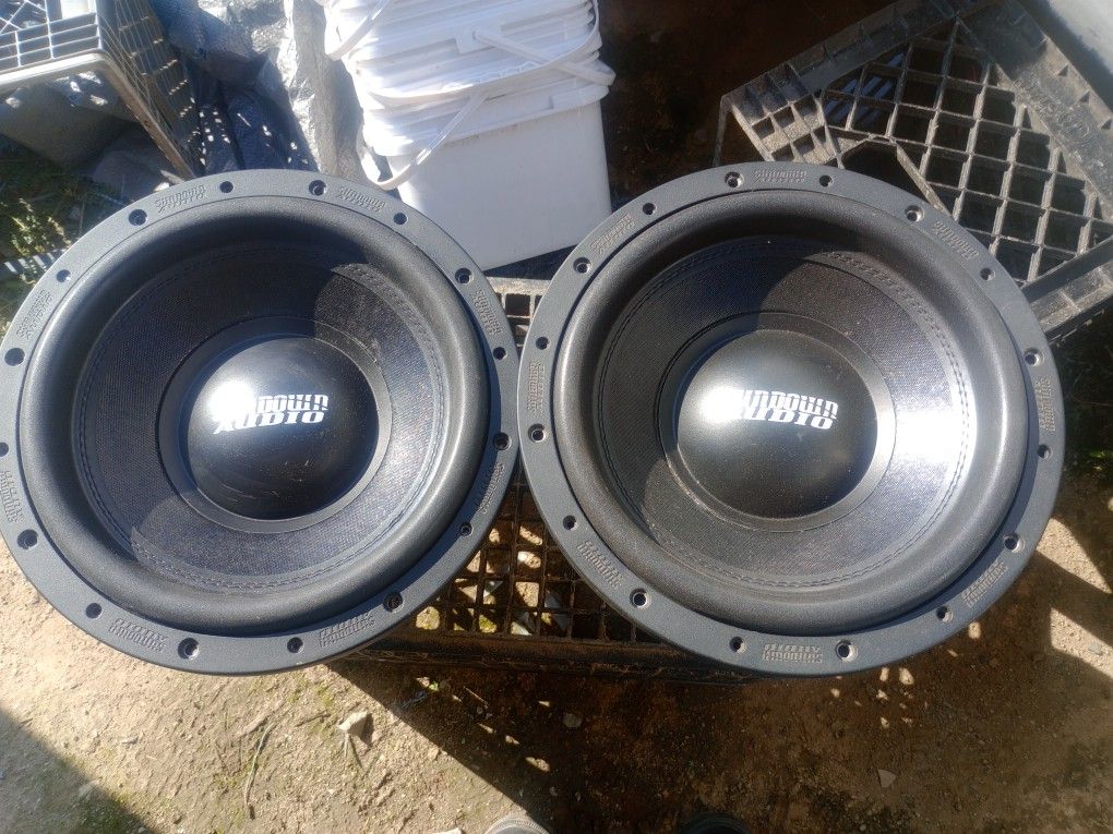 2 Sundown D2 D12 1750 Rms Subs