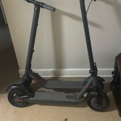 2scootors 