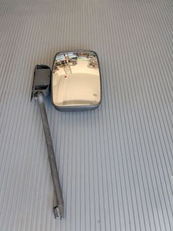 Large Vehicle Side Mirror with Arm
