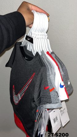 (8) 2T Nike Outfits 