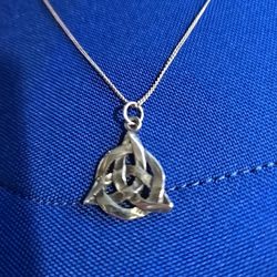Celtic Knot 925 Sterling Silver 18" Necklace Jewelry Pre-owned 