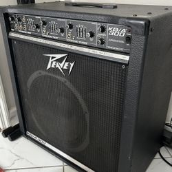 bocina / amp Peavey KB/A 300 pulgadas multi channel